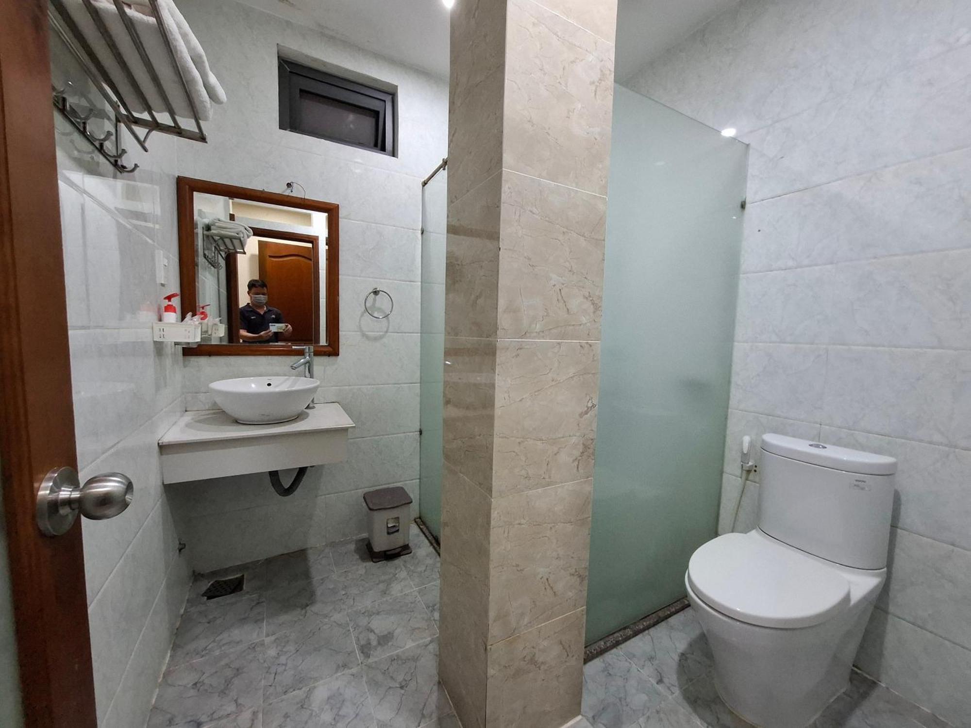 Hotel Phu Si โฮจิมินห์ซิตี้ ภายนอก รูปภาพ